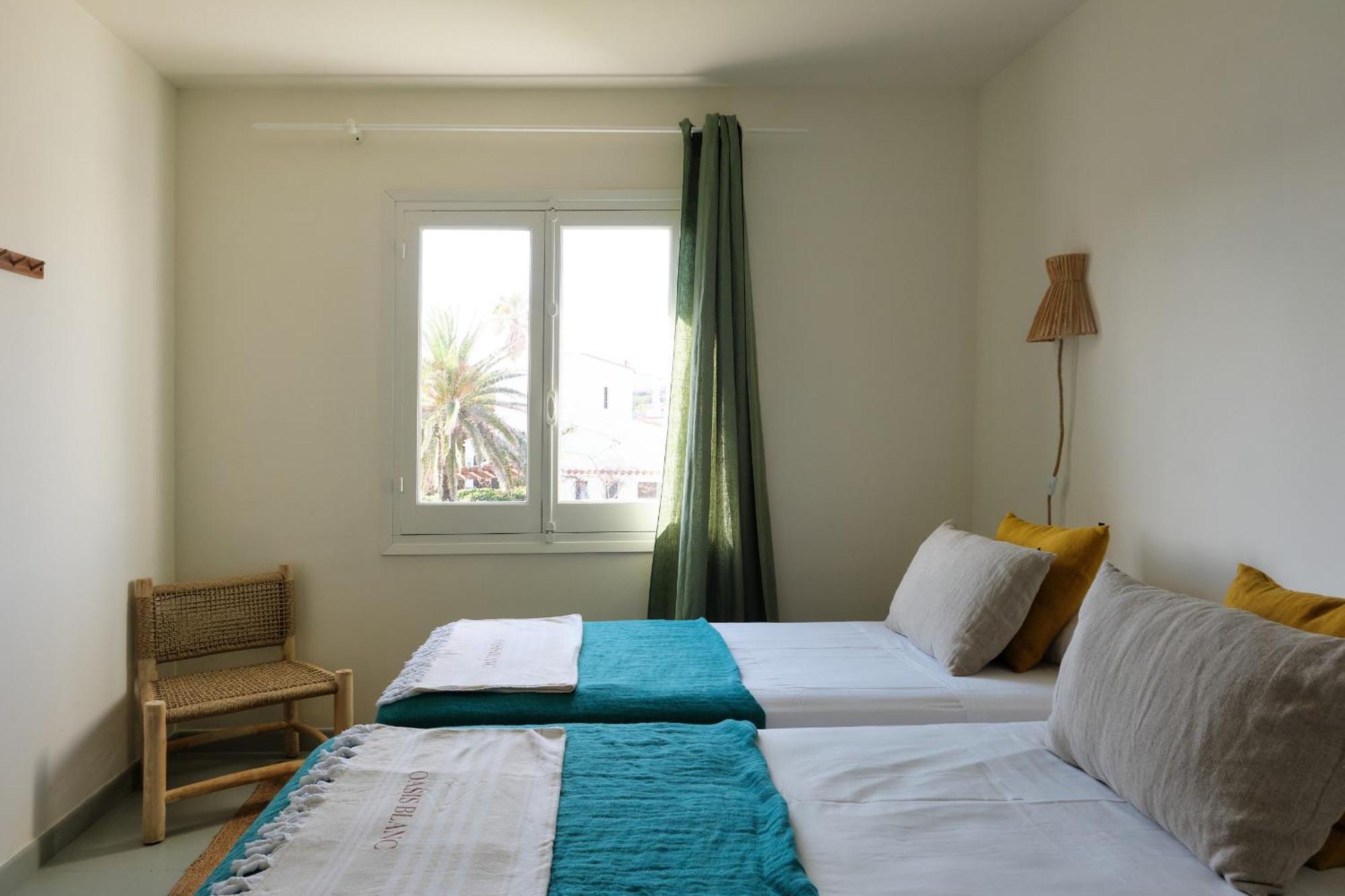 Arenal D'En Castell South Apartment Exterior photo
