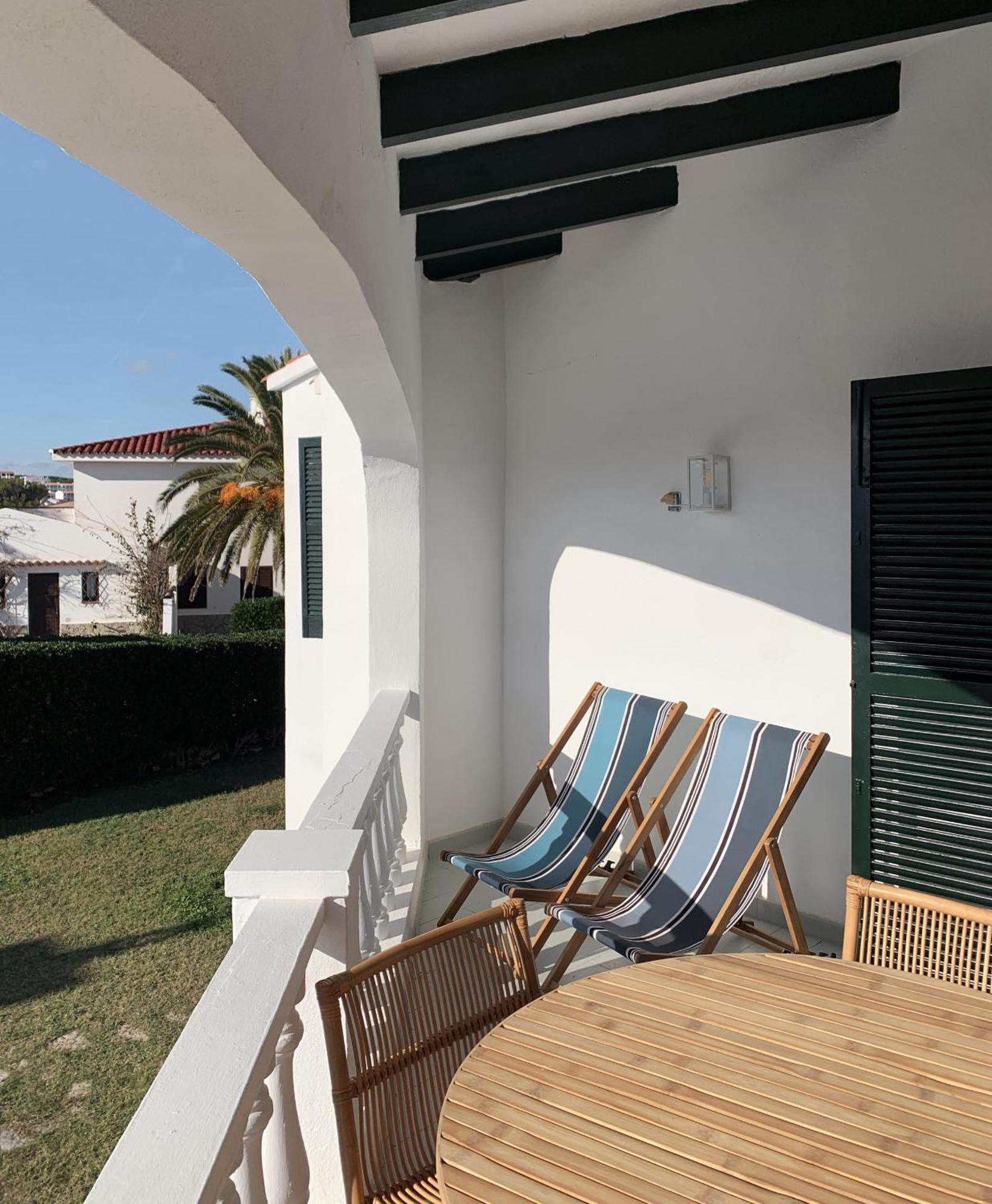 Arenal D'En Castell South Apartment Exterior photo