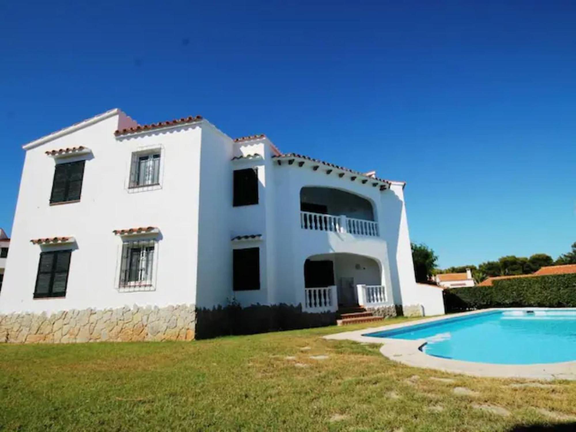 Arenal D'En Castell South Apartment Exterior photo