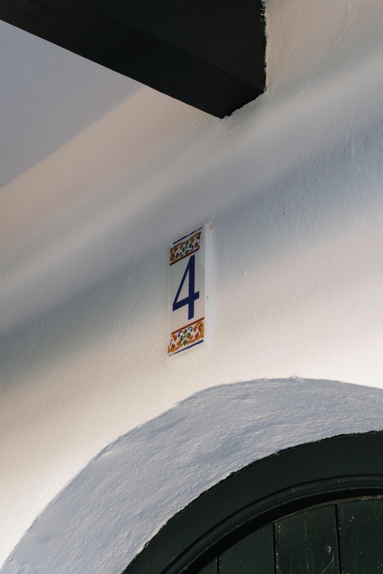 Arenal D'En Castell South Apartment Exterior photo