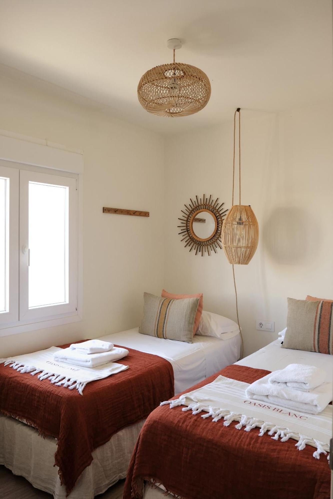 Arenal D'En Castell South Apartment Exterior photo